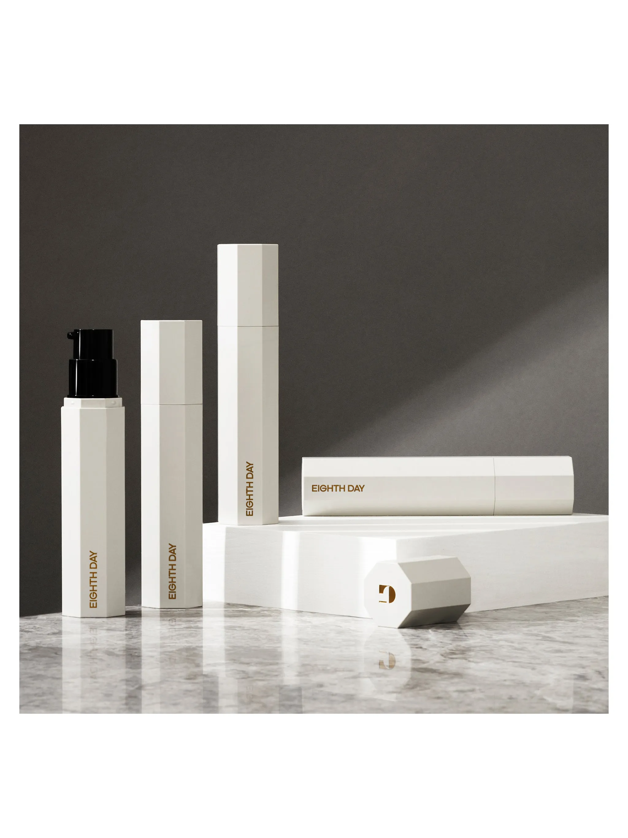 The Rejuvenating Moisturizing Primer Broad Spectrum SPF 30